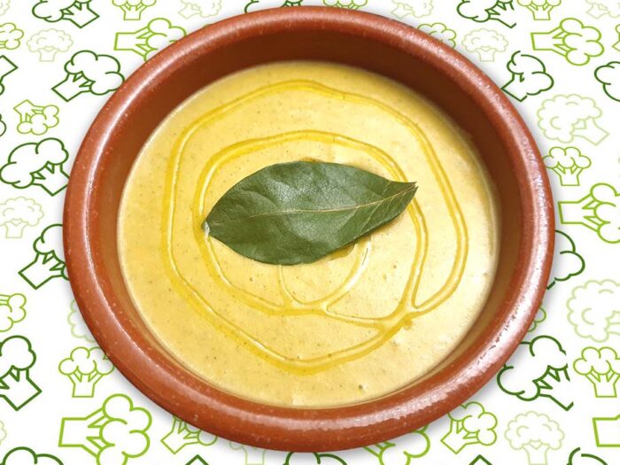 Crema de brócoli con queso brie